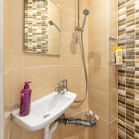 Apartment E-home *