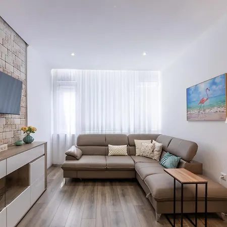 Apartment E-home Varna